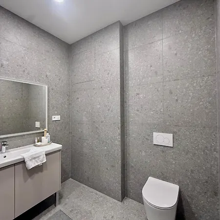 Apartment Traveler 85m2 *